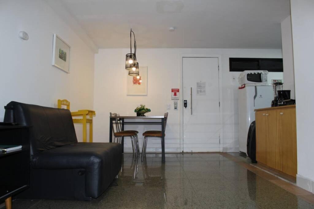 13 Flat Beira Mar Com Energia, Vaga, 3 Camas, Wi-Fi E Ar Appartement Fortaleza  Buitenkant foto
